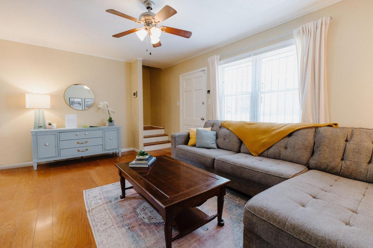 Centrally Located 3Br Overton Square Fast Wifi Free Parking Yes Pets Memphis Bagian luar foto