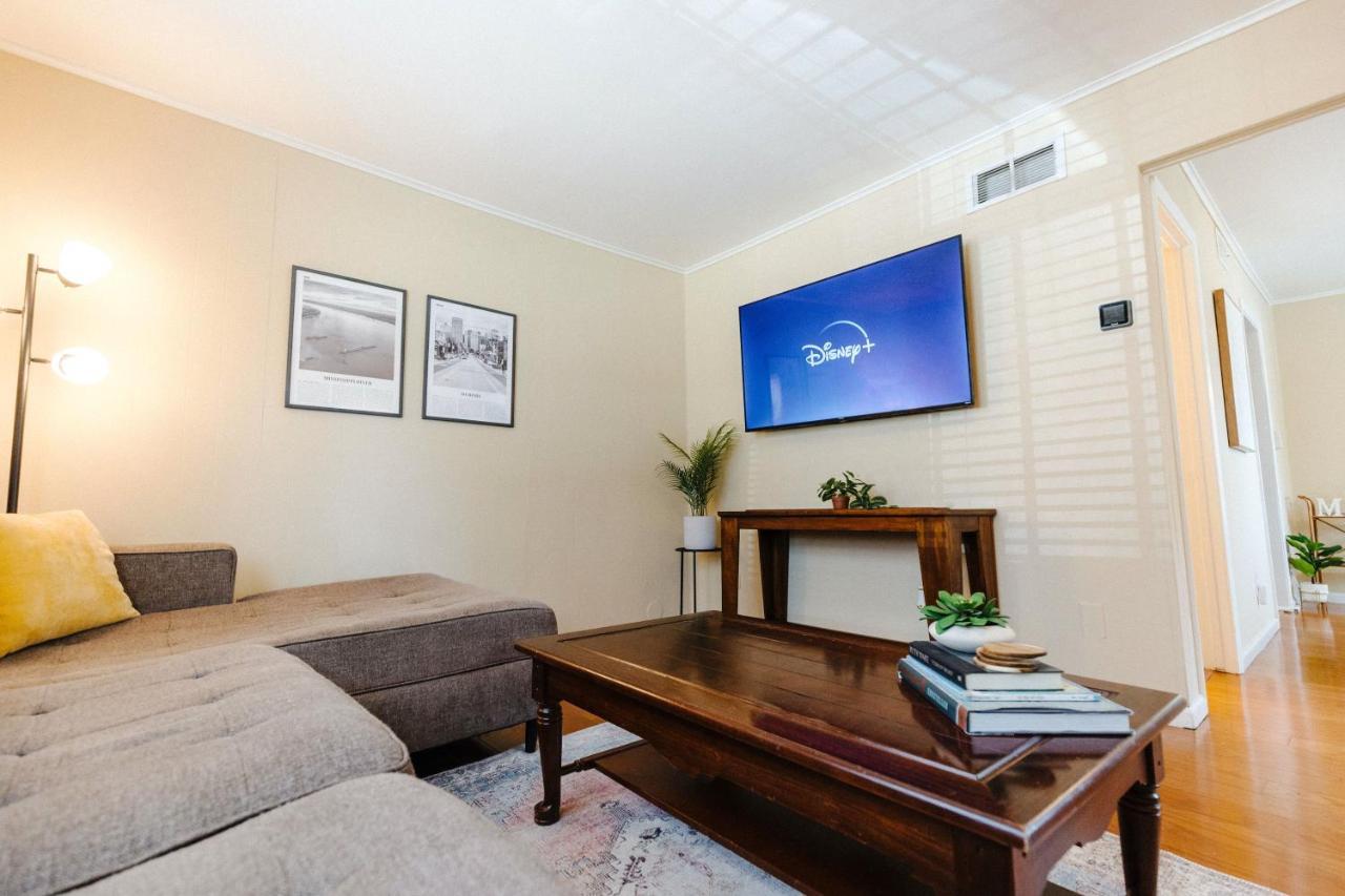 Centrally Located 3Br Overton Square Fast Wifi Free Parking Yes Pets Memphis Bagian luar foto