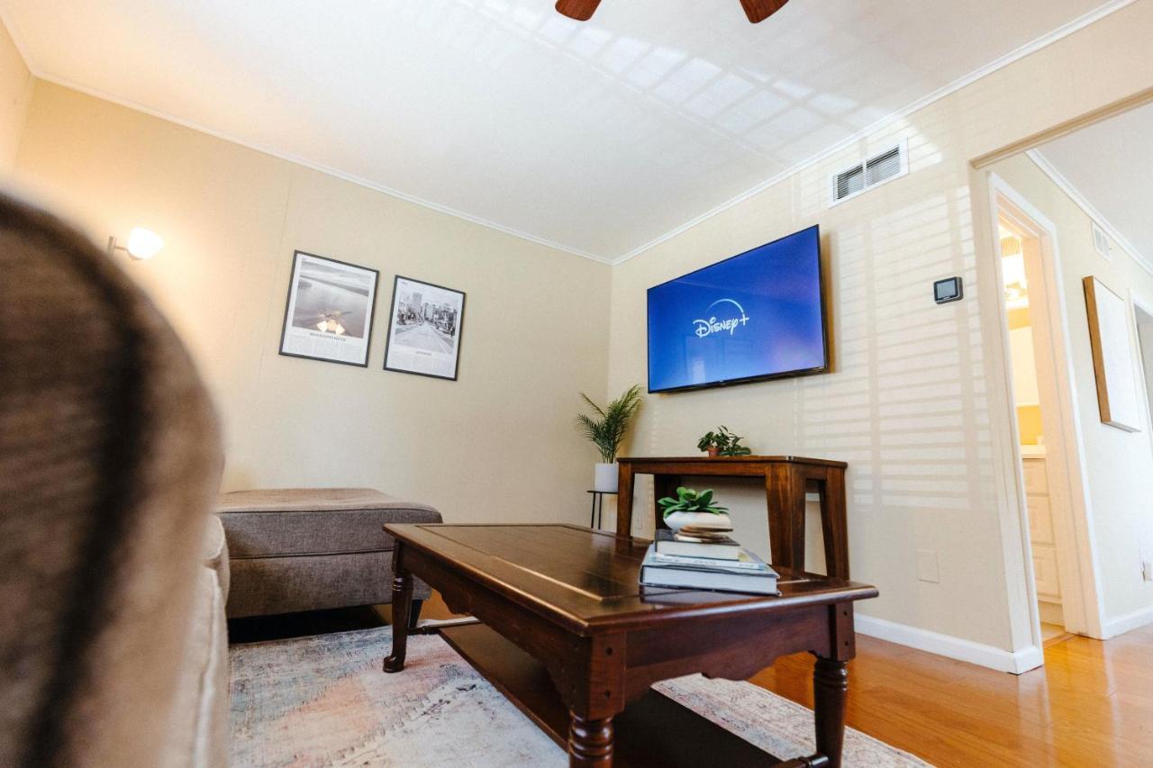 Centrally Located 3Br Overton Square Fast Wifi Free Parking Yes Pets Memphis Bagian luar foto