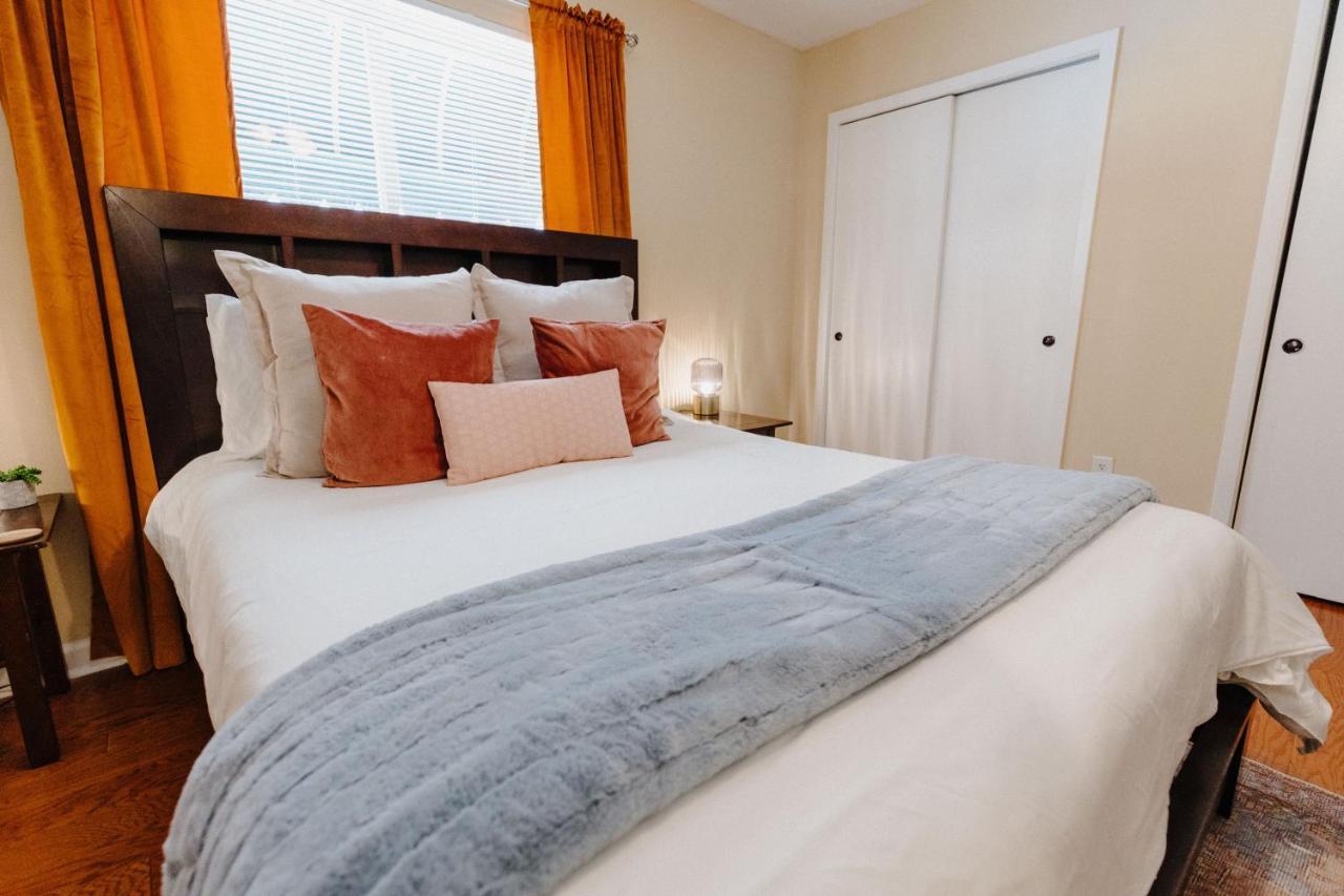 Centrally Located 3Br Overton Square Fast Wifi Free Parking Yes Pets Memphis Bagian luar foto